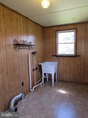 33 North Kinzer Road Kinzers, PA 17535 - Photo 9 of 15 a view of a room with furniture