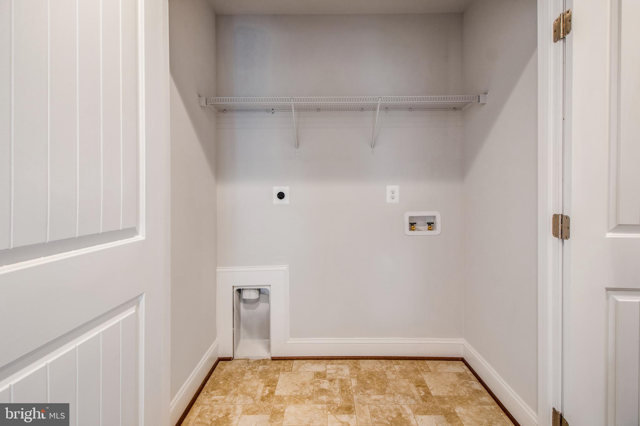410 Salisbury Road Edgewater, MD 21037 - Photo 6 of 13 Laundry Area