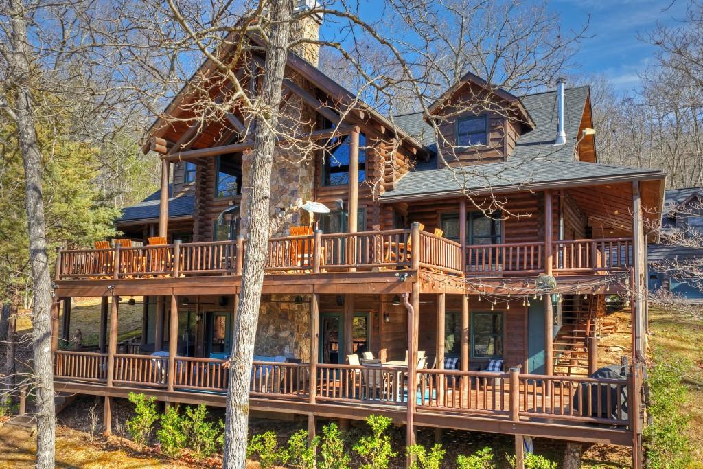 505 Old Salem Road Mineral Bluff, GA 30559 - Photo 2 of 88
