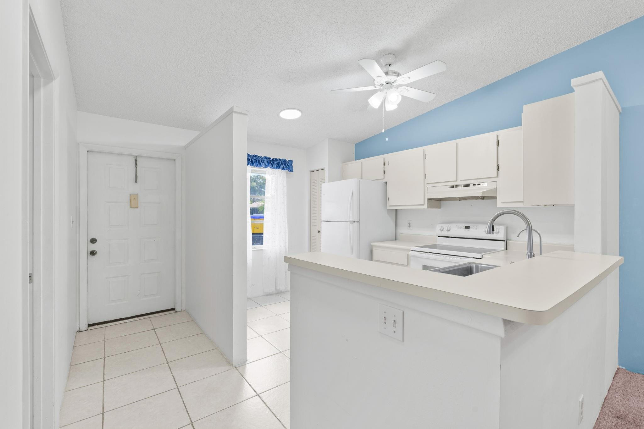 18801 Candlewick Drive Boca Raton, FL 33496 - Photo 5 of 52 Photo 4