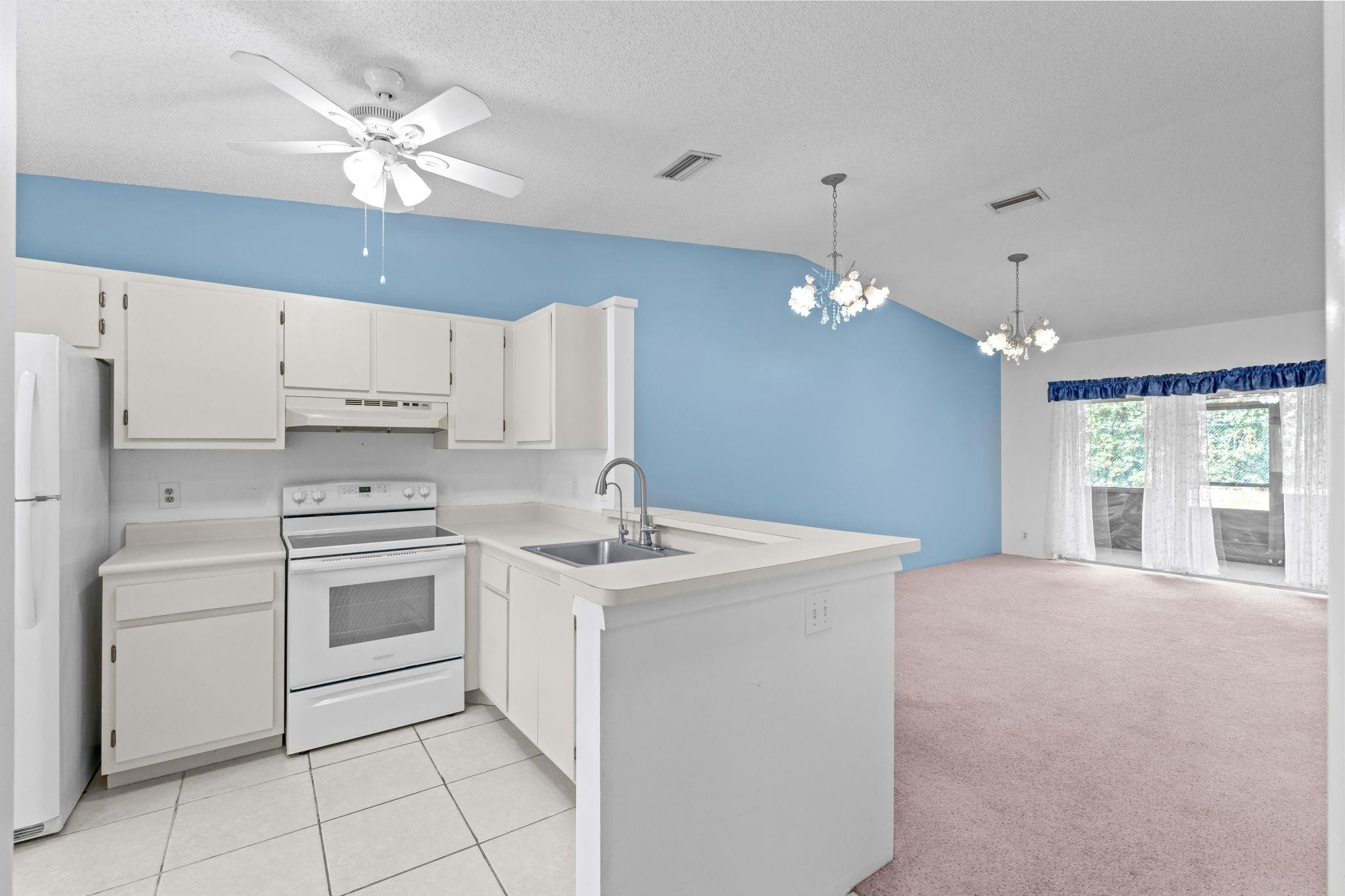 18801 Candlewick Drive Boca Raton, FL 33496 - Photo 7 of 52 Photo 6