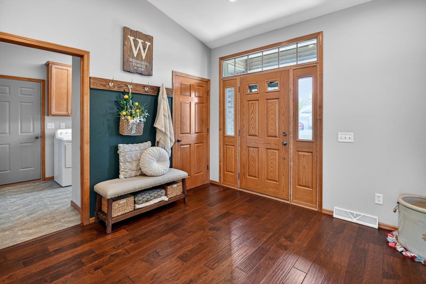 5215 Preservation Place Sun Prairie, WI 53590 - Photo 11 of 52