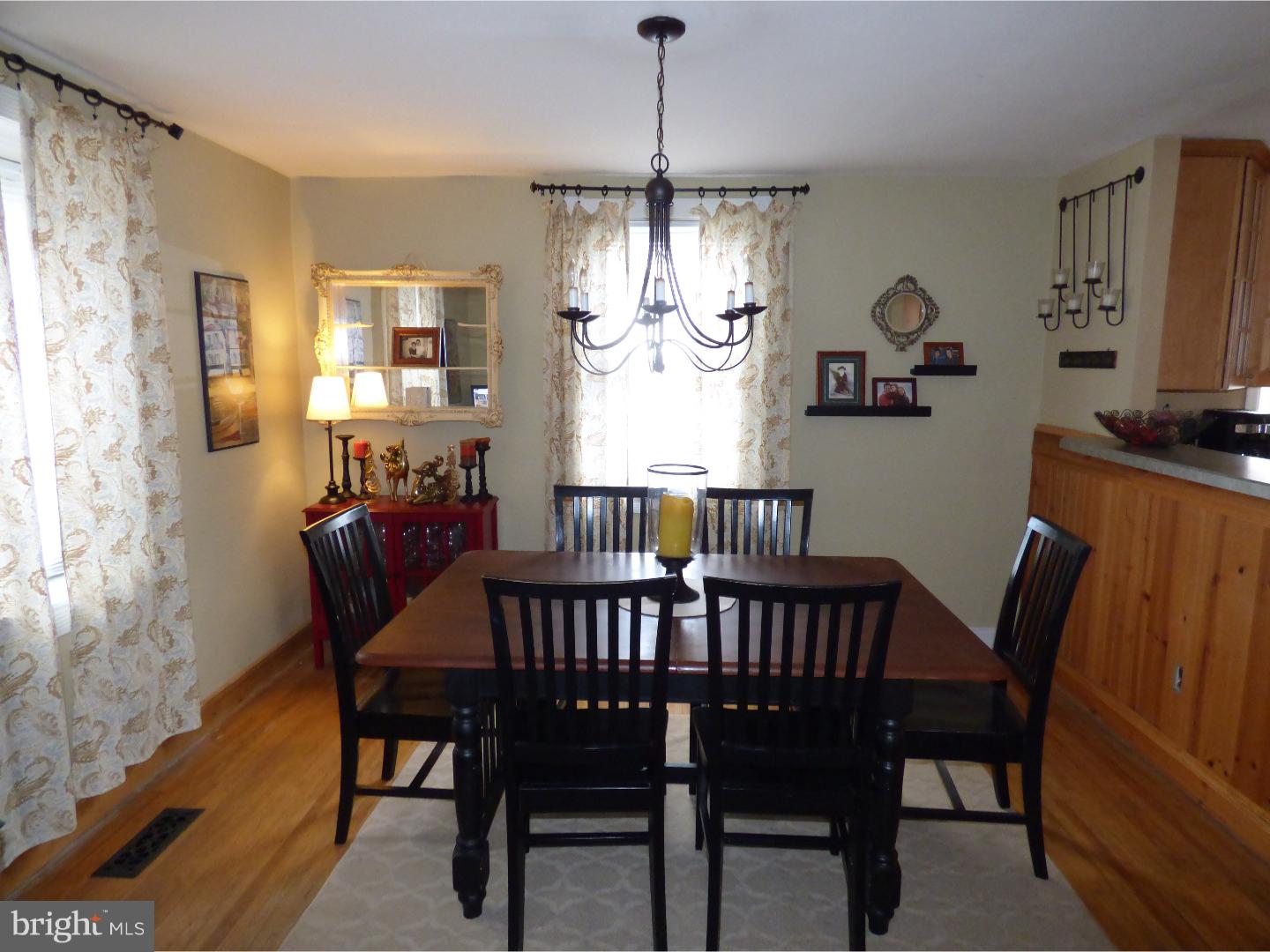 229 Alliston Road Springfield, PA 19064 - Photo 5 of 15 Dining Room