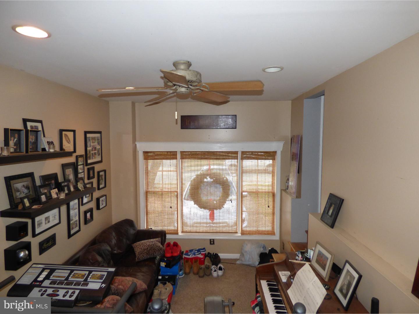 229 Alliston Road Springfield, PA 19064 - Photo 7 of 15 Family Room