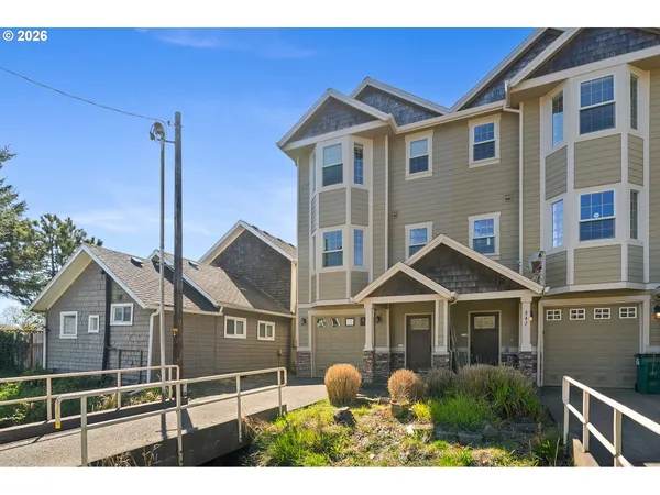 $499,000 | 549 Front Street, Rockaway Beach, OR 97136