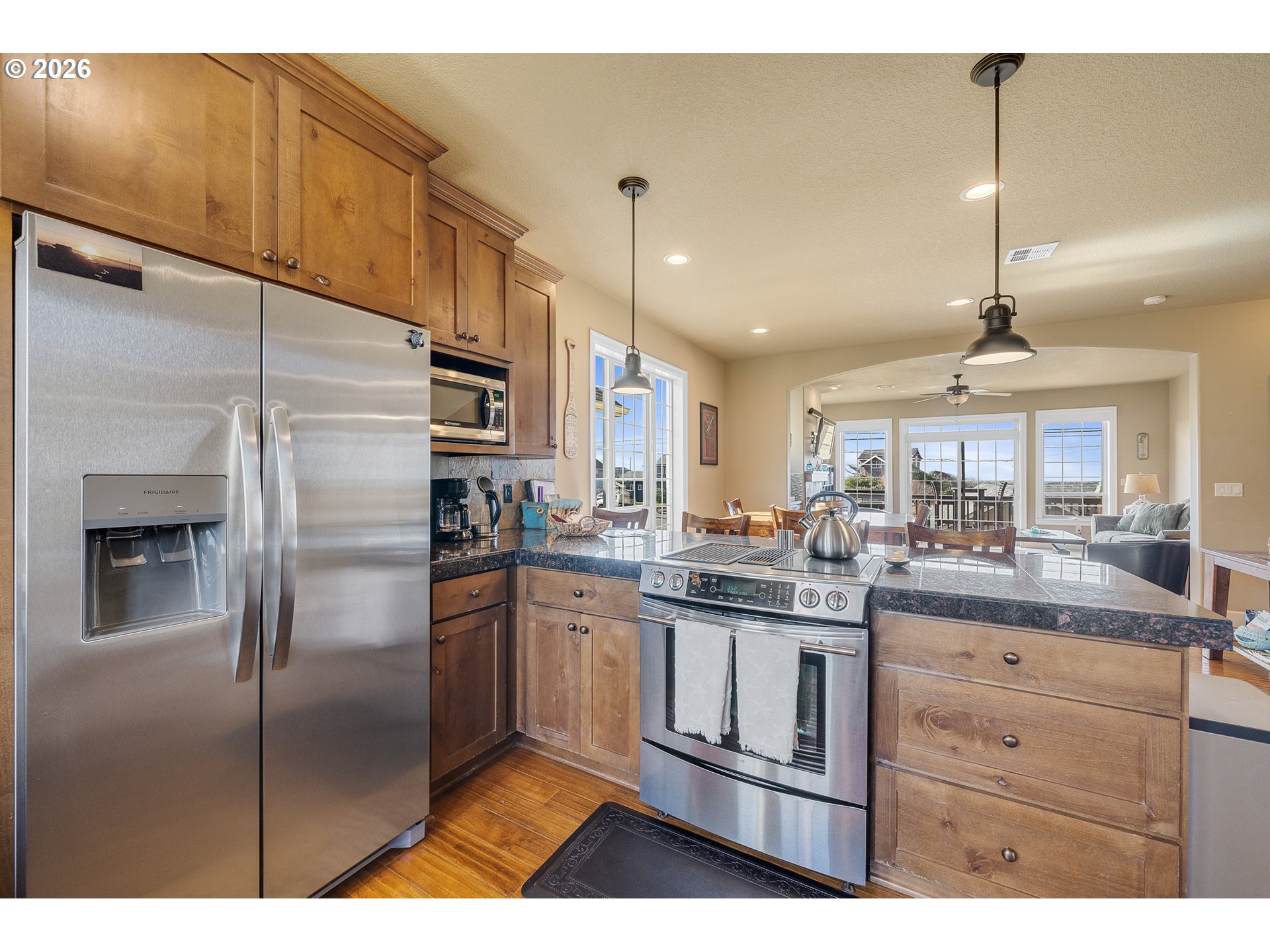 549 Front Street Rockaway Beach, OR 97136 - Photo 13 of 33