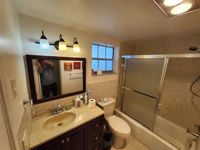 $139,999 | 1201 Hillcrest Court, Unit 105, Hollywood, FL 33021