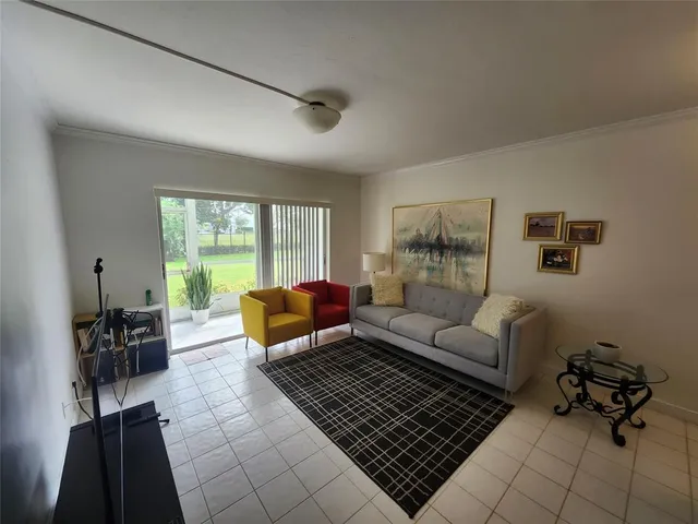 $139,999 | 1201 Hillcrest Court, Unit 105, Hollywood, FL 33021