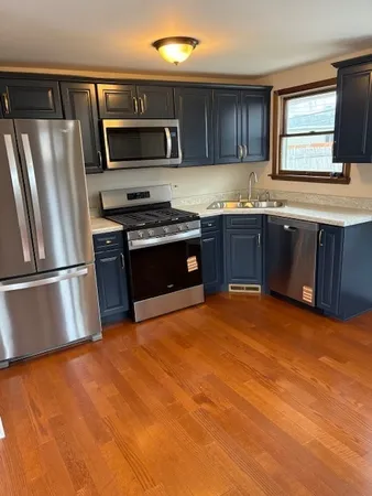 $214,900 | 8855 South Komensky Avenue, Hometown, IL 60456