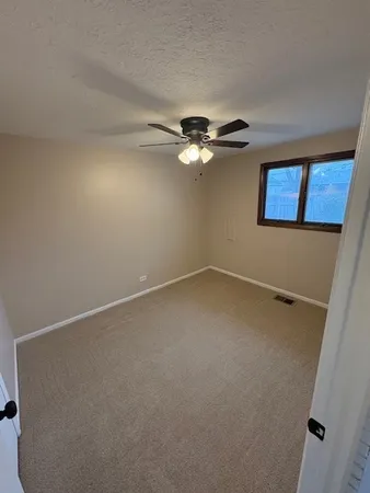 $214,900 | 8855 South Komensky Avenue, Hometown, IL 60456