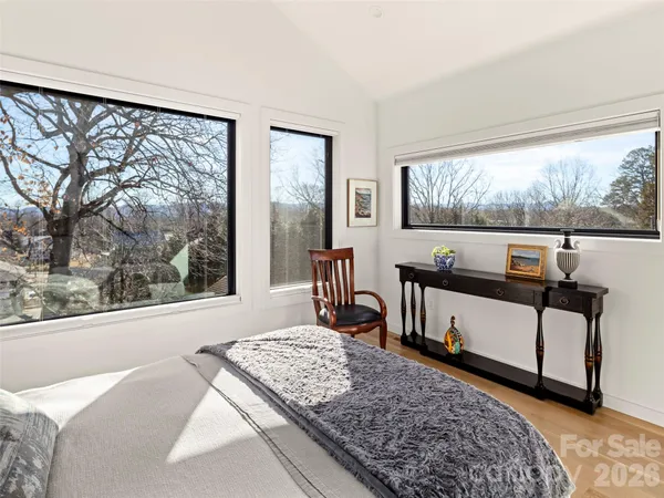 $949,000 | 60 Harvard Place, Asheville, NC 28806