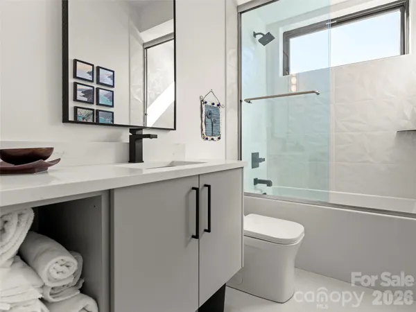 $949,000 | 60 Harvard Place, Asheville, NC 28806