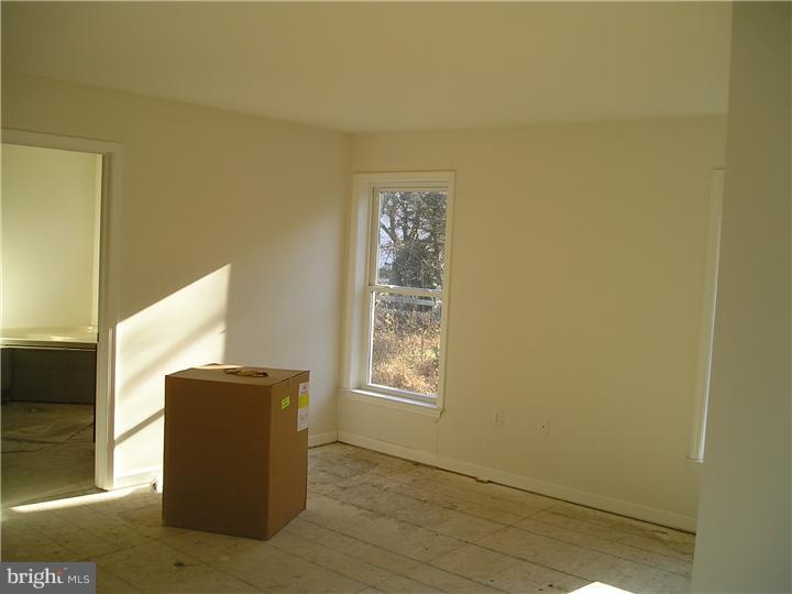 10 Elmwood Road Mount Laurel, NJ 08054 - Photo 8 of 11 Bedroom - Main