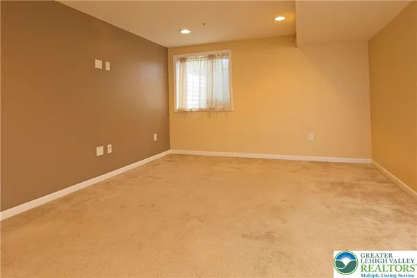 $2,550 | 3632 Westminster Way, Nazareth, PA 18064