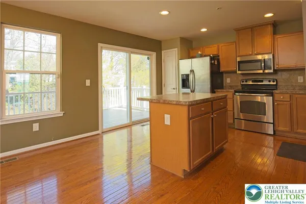 $2,550 | 3632 Westminster Way, Nazareth, PA 18064
