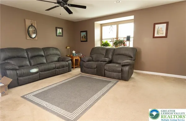 $2,550 | 3632 Westminster Way, Nazareth, PA 18064