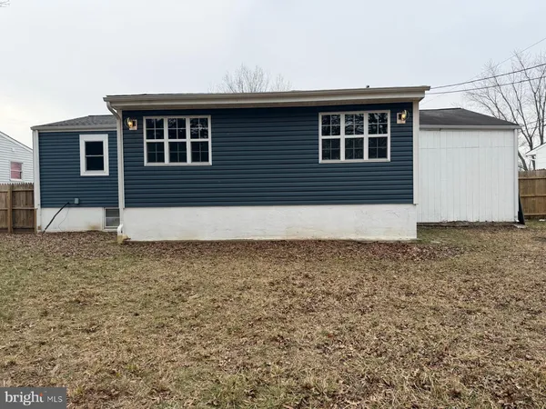 $444,900 | 11 Dunsinane Drive, New Castle, DE 19720