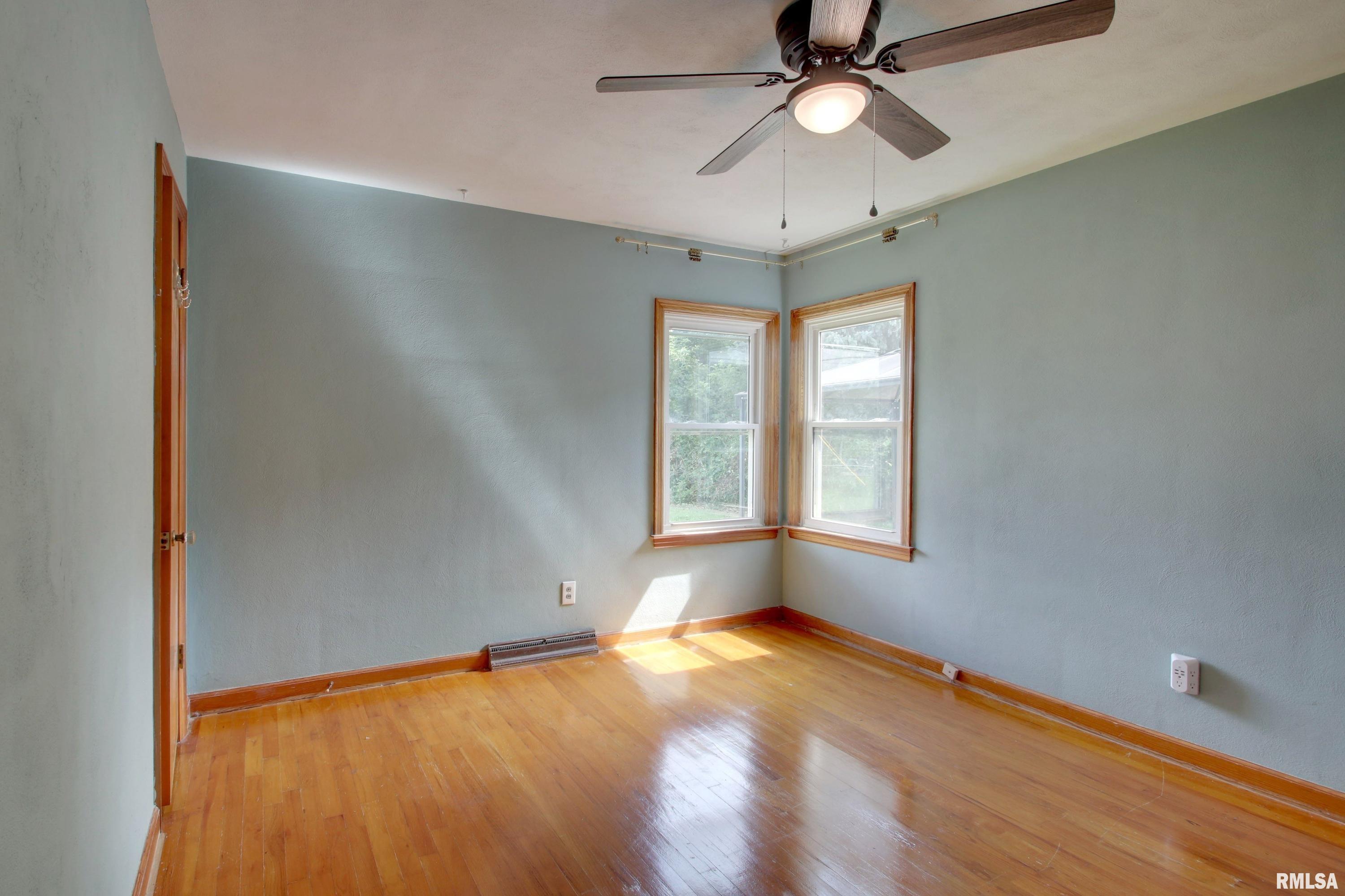 3301 Lawrence Road Quincy, IL 62301 - Photo 12 of 22
