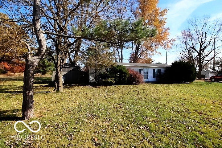 12604 Brooks School Road Fishers, IN 46037 - Photo 2 of 19 Gallery Image 2