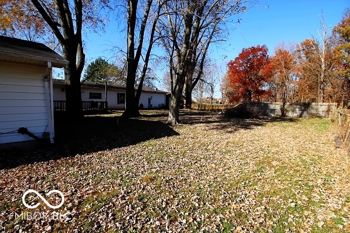 12604 Brooks School Road Fishers, IN 46037 - Photo 4 of 19 Gallery Image 4