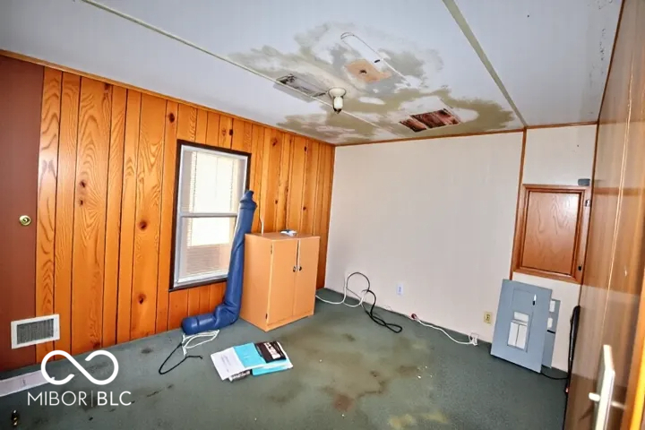 12604 Brooks School Road Fishers, IN 46037 - Photo 7 of 19 Gallery Image 7