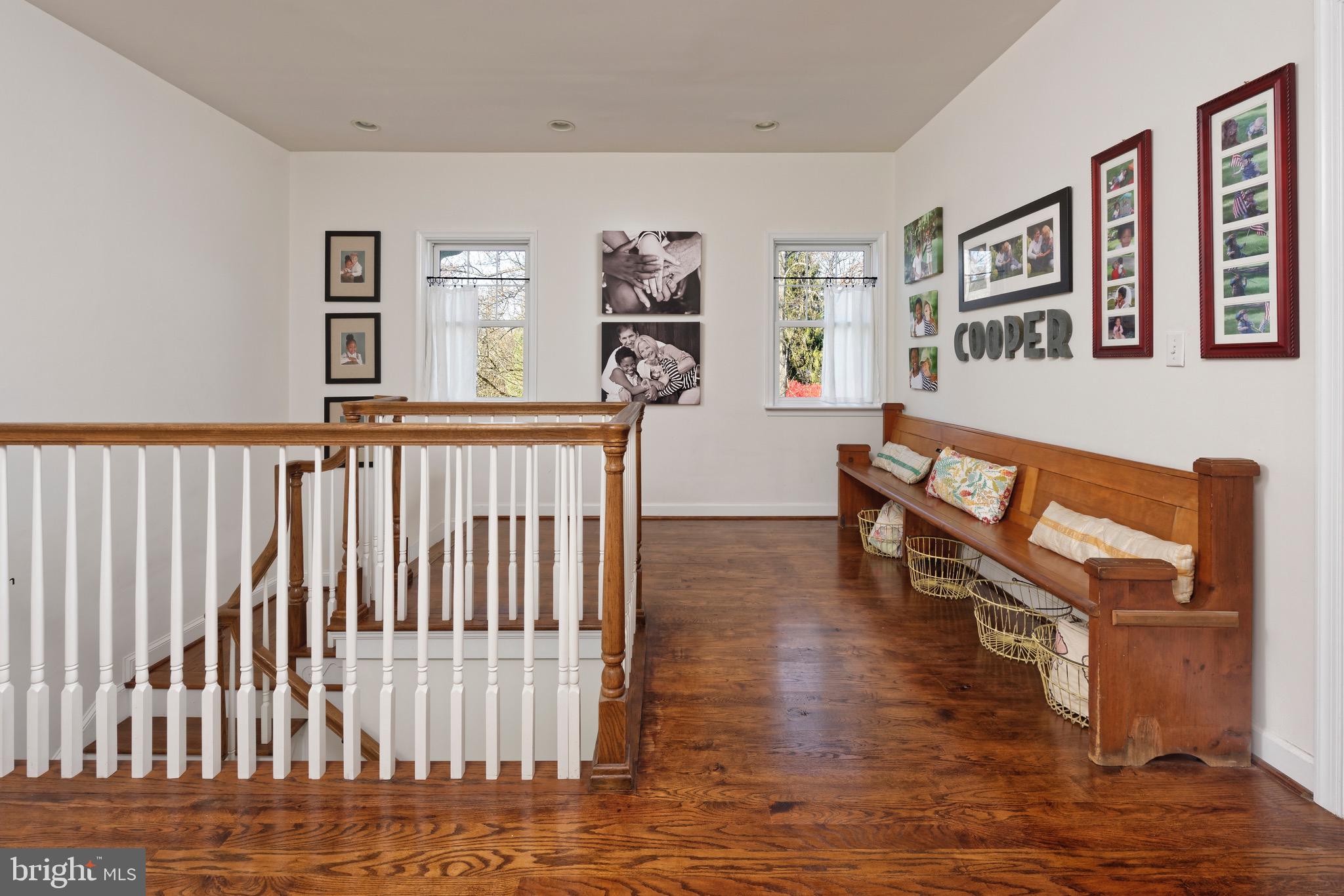 23154 Dover Road Middleburg, VA 20117 - Photo 26 of 66 View of the upstairs landing or gallery