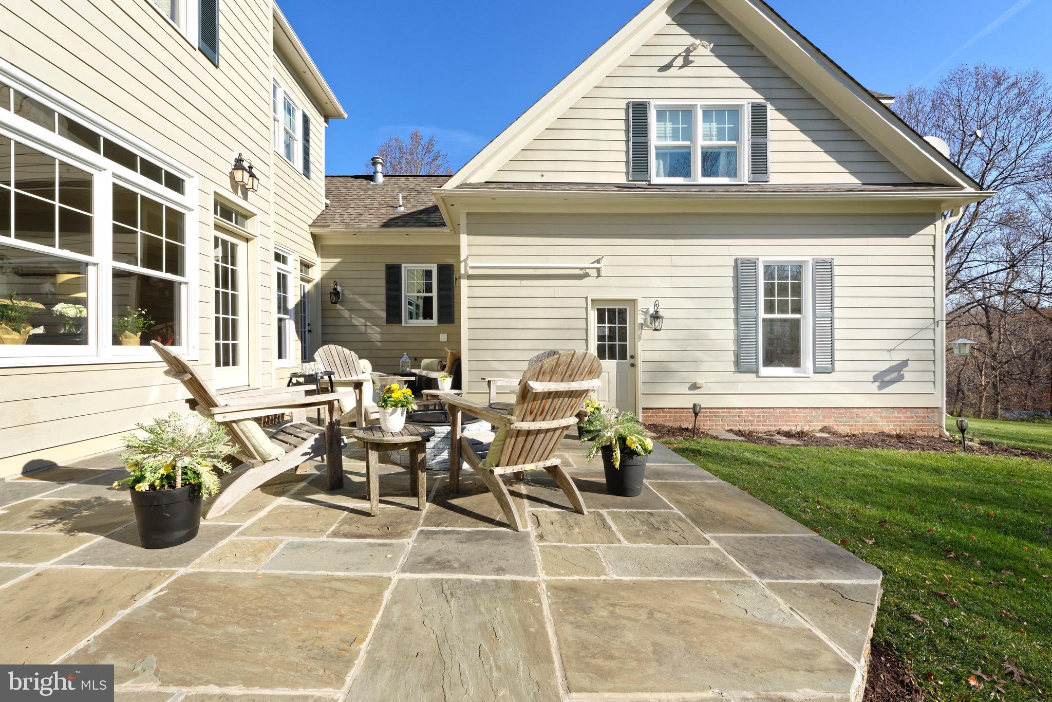 23154 Dover Road Middleburg, VA 20117 - Photo 41 of 66 Pull down screen for outdoor movie nights!