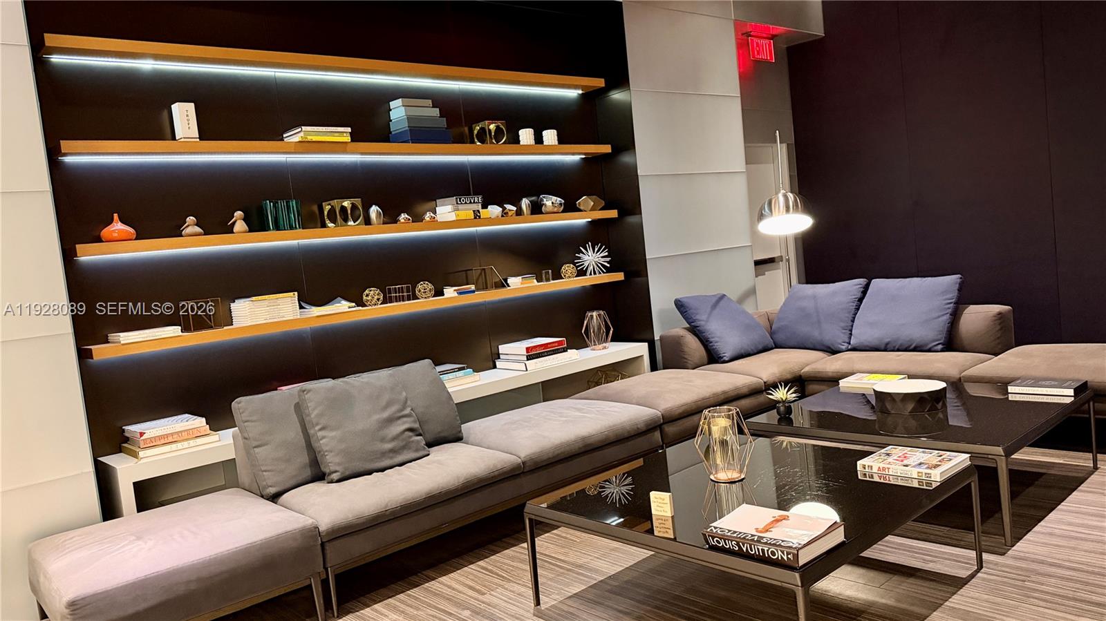 88 Southwest 7th Street, Unit 3906 Miami, FL 33130 - Photo 32 of 35