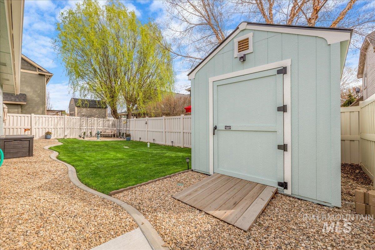 3038 North Christian Way Meridian, ID 83646 - Photo 32 of 48 View of shed with a fenced backyard
