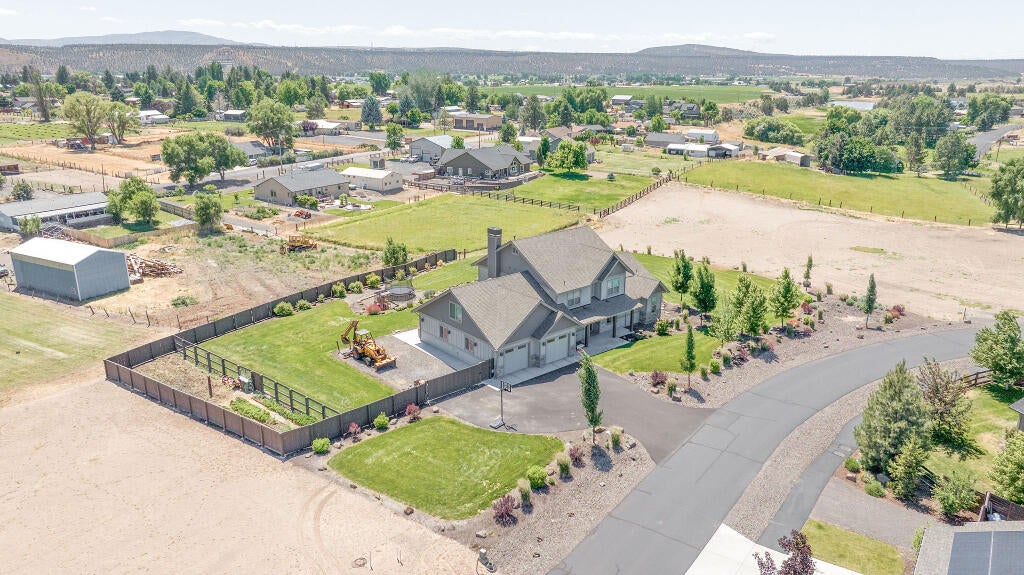 344 Northwest Saddle Ridge Loop Prineville, OR 97754 - Photo 20 of 64 18
