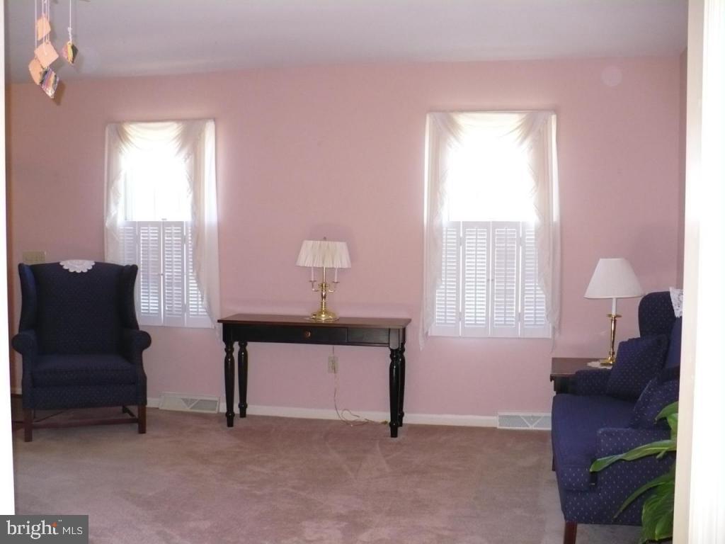 1736 White Water Road Lancaster, PA 17603 - Photo 4 of 16 Gallery Image 4