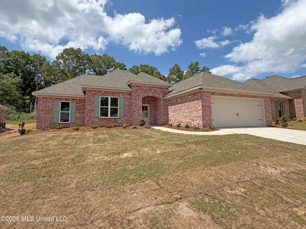 $318,900 | 214 Anderson Oaks Drive, Pearl, MS 39208
