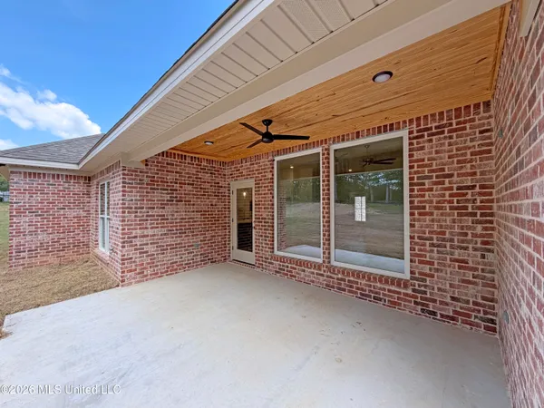 $318,900 | 214 Anderson Oaks Drive, Pearl, MS 39208