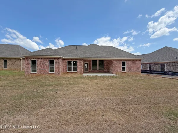 $318,900 | 214 Anderson Oaks Drive, Pearl, MS 39208
