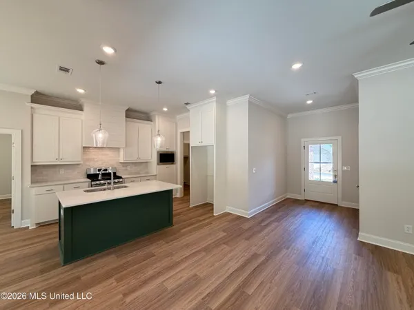 $318,900 | 214 Anderson Oaks Drive, Pearl, MS 39208