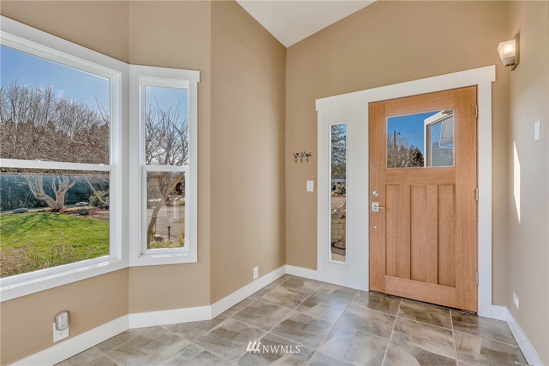 5874 Laurel Ridge Way Bellingham, WA 98226 - Photo 4 of 40 a view of an front door