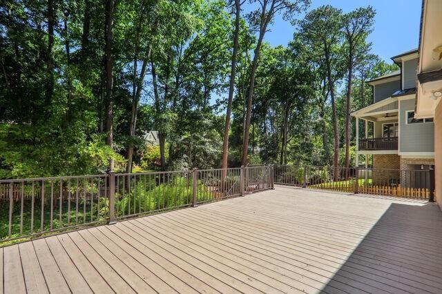 658 Timm Valley Road Northeast, Unit 1 Atlanta, GA 30305 - Photo 23 of 31