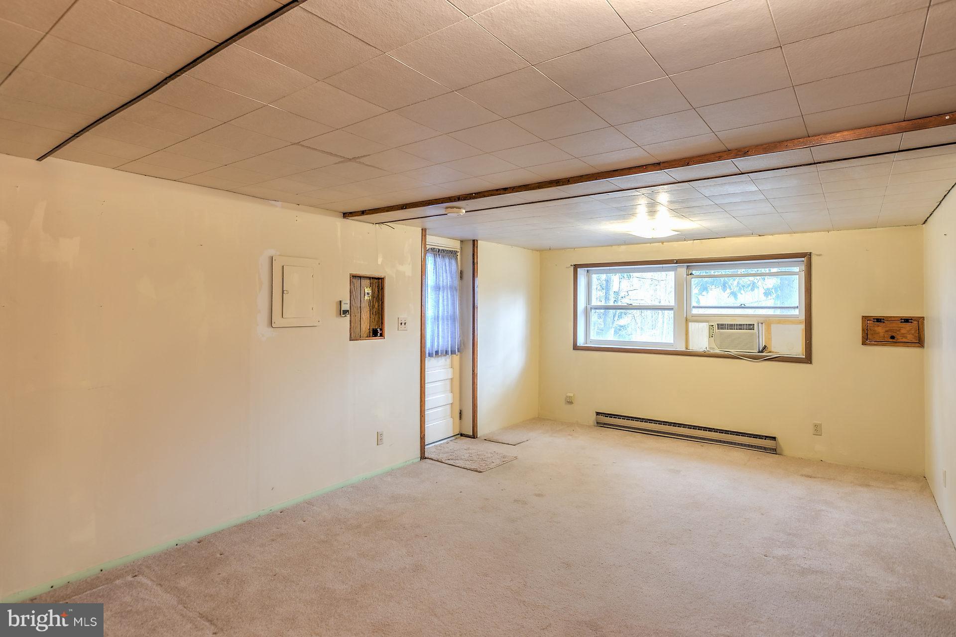 5974 Hillside Road St. Leonard, MD 20685 - Photo 17 of 28 Interior (General)Bright and roomy.