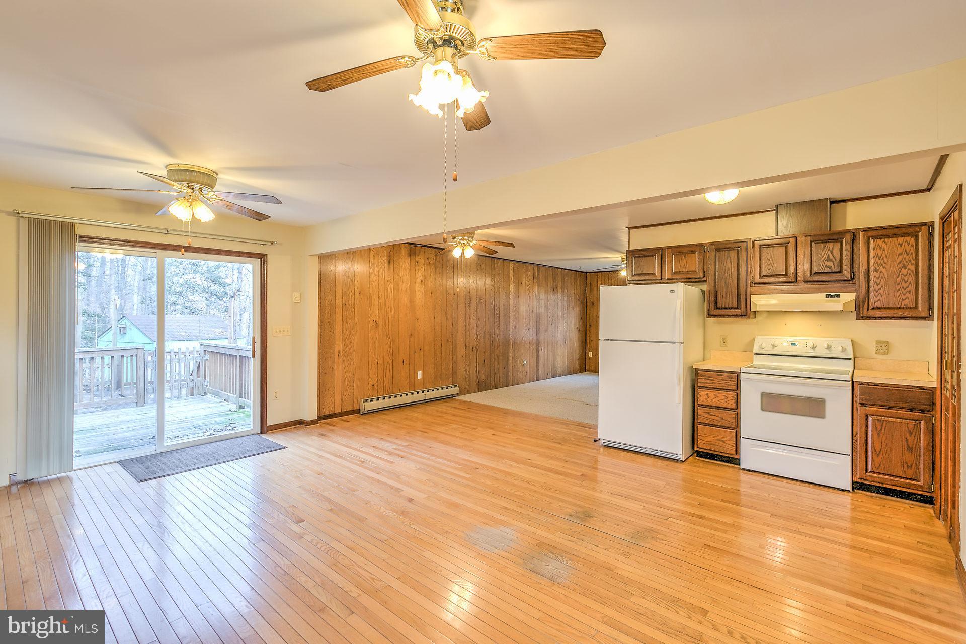 5974 Hillside Road St. Leonard, MD 20685 - Photo 10 of 28 Expansive country kitchen addition!