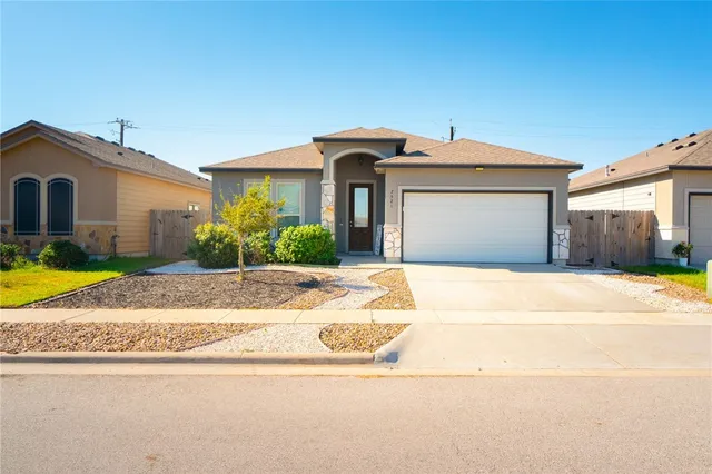 $339,900 | 7521 Diamond Dr., Corpus Christi, TX 78414