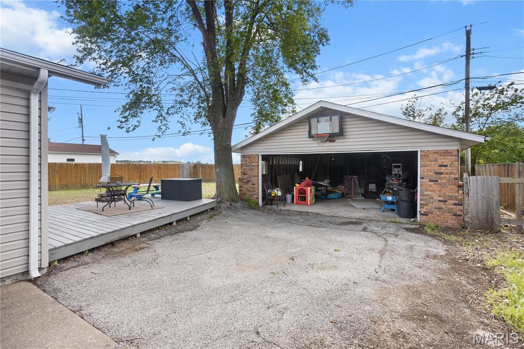 1237 Columbia Road Dupo, IL 62239 - Photo 21 of 22