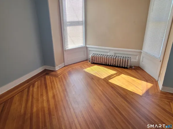 $1,595 | 39-43 Division Street, Unit 1, Danbury, CT 06810