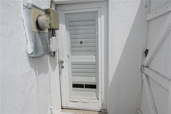 $4,000 | 162 Glendora Avenue, Long Beach, CA 90803