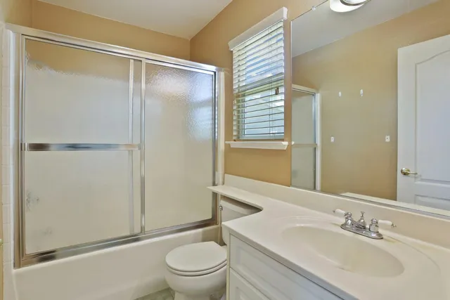 $699,000 | 624 Summerton Lane, Turlock, CA 95382