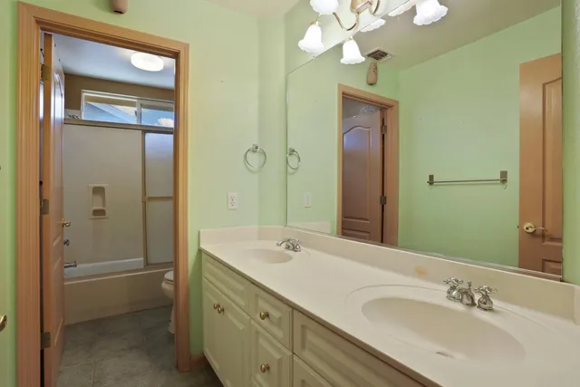 $699,000 | 624 Summerton Lane, Turlock, CA 95382