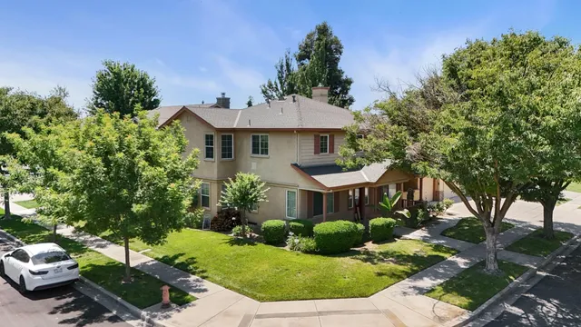 $699,000 | 624 Summerton Lane, Turlock, CA 95382