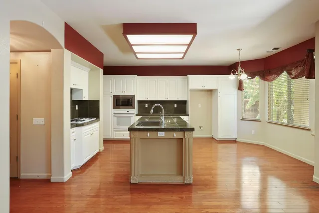 $699,000 | 624 Summerton Lane, Turlock, CA 95382