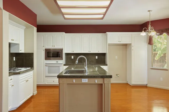 $699,000 | 624 Summerton Lane, Turlock, CA 95382