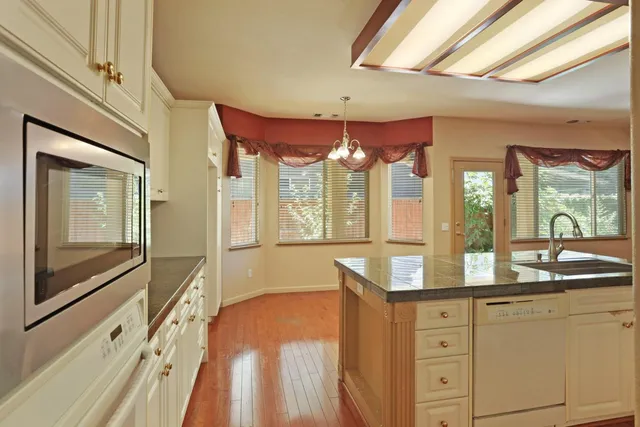 $699,000 | 624 Summerton Lane, Turlock, CA 95382