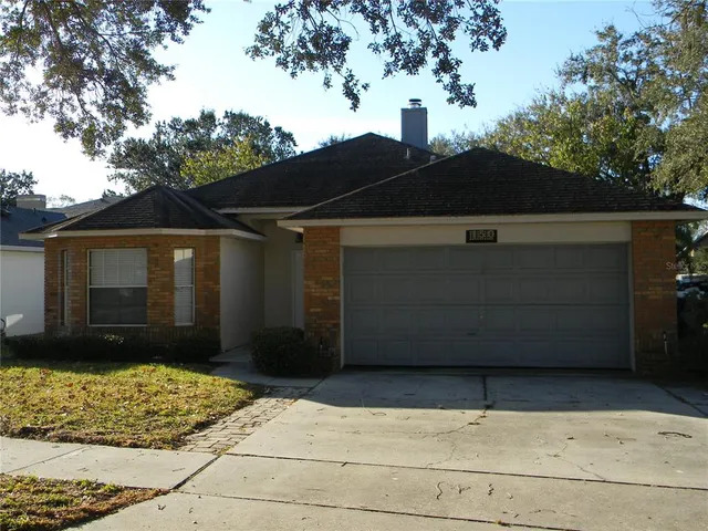 $2,400 | 150 Abbey Hollow Drive, Apopka, FL 32712